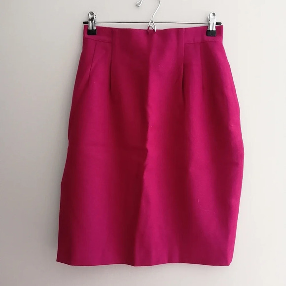 Vintage Magenta 100% Pure Virgin Wool Skirt with Pockets and Pleats 6 - Picture 3 of 16